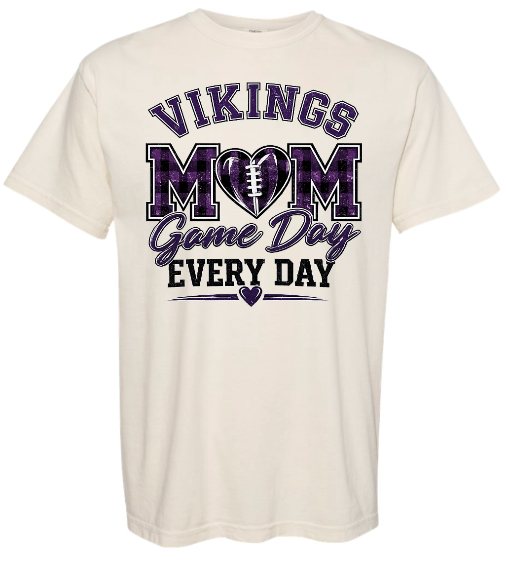 T-Shirt - Ivory - Game Day Mom