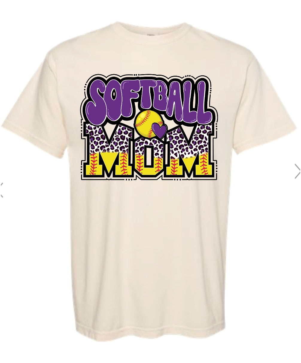 T-Shirt Neutral Softball Mom Bubble 1